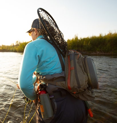 FISHPOND SUMMIT SLING BAG 2.0 IN ACTION