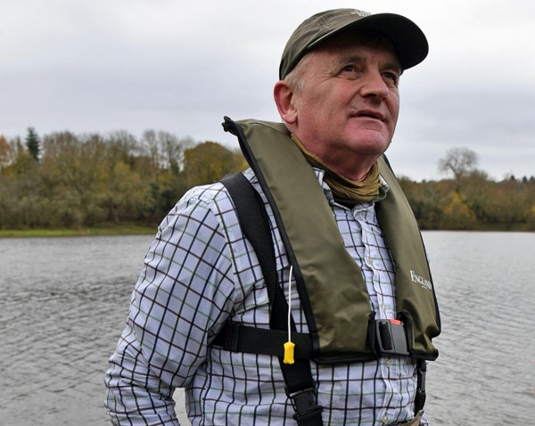 ENGLANDS SURVIVOR LIFEJACKET