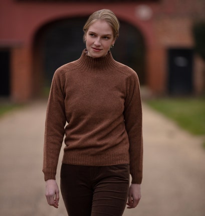 FARLOWS LADIES LAMBSWOOL MOCK TURTLE JUMPER