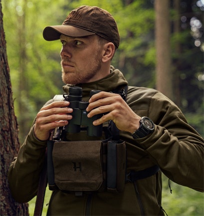 HARKILA DEER STALKER BINOCULAR STRAP IN ACTION