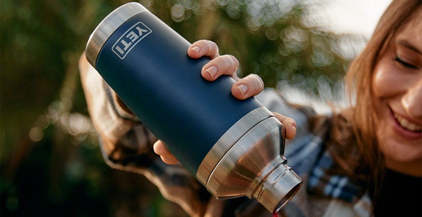YETI RAMBLER 20OZ COCKTAIL SHAKER