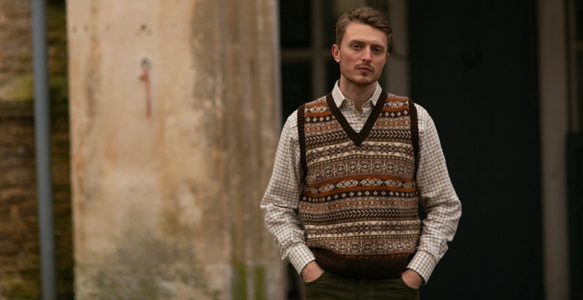 FARLOWS FAIRISLE KNITTED PULLOVER VEST
