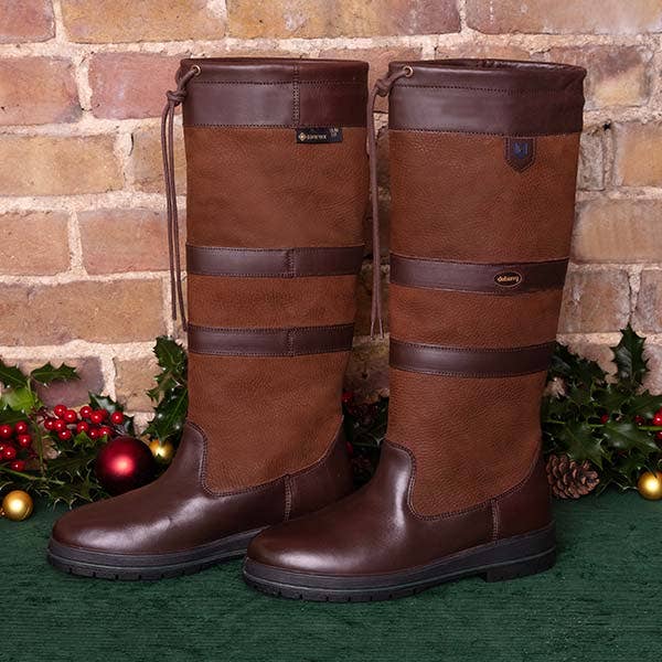 Ladies' Footwear